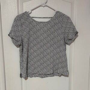 bleuh ciel Black & White Dot Short Sleeve Top